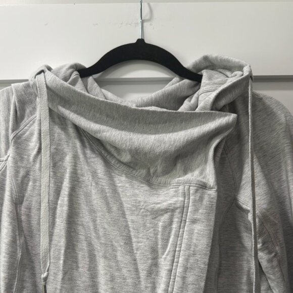 Lululemon Athletica Jacket - Picture 2 of 8